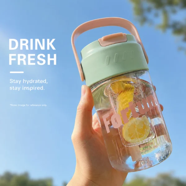 my-11134207-820l8-mo5o9cy7i03mbd.webp Portable Straw Water Bottle 600ml